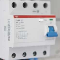 ABB F204 HPFI relæ A, 4P, 40A